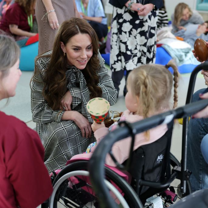 キャサリン皇太子妃、ダイアナ元妃にゆかりのホスピスを訪問