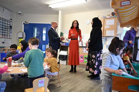the princess of wales visits foxcubs nursery in luton
