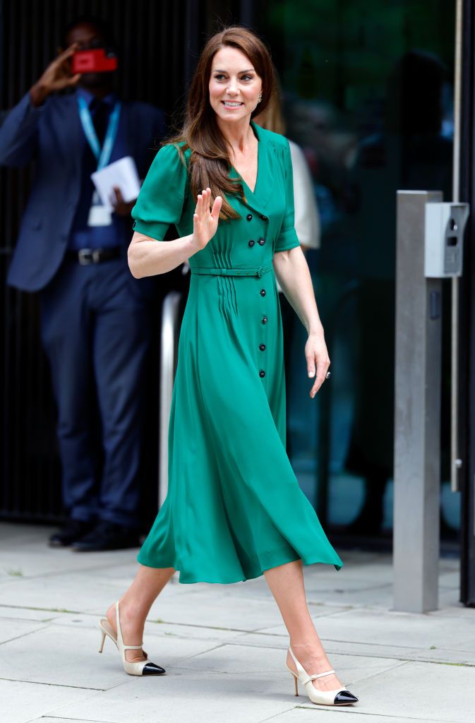 Kate middleton green dolce and gabbana dress best sale