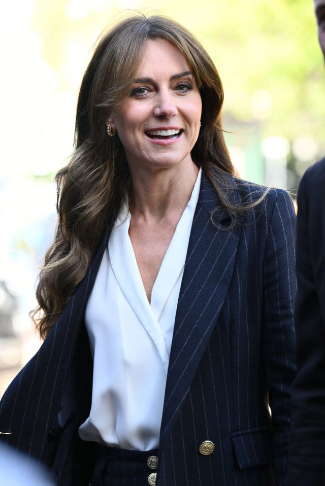 princess of wales navy suit