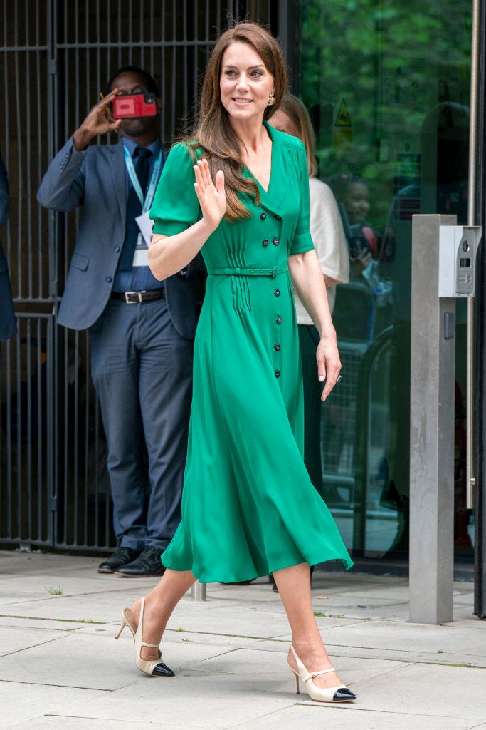 Kate Middleton Wore a Gorgeous Emerald Green Dress to Visit a Mental Health Charity