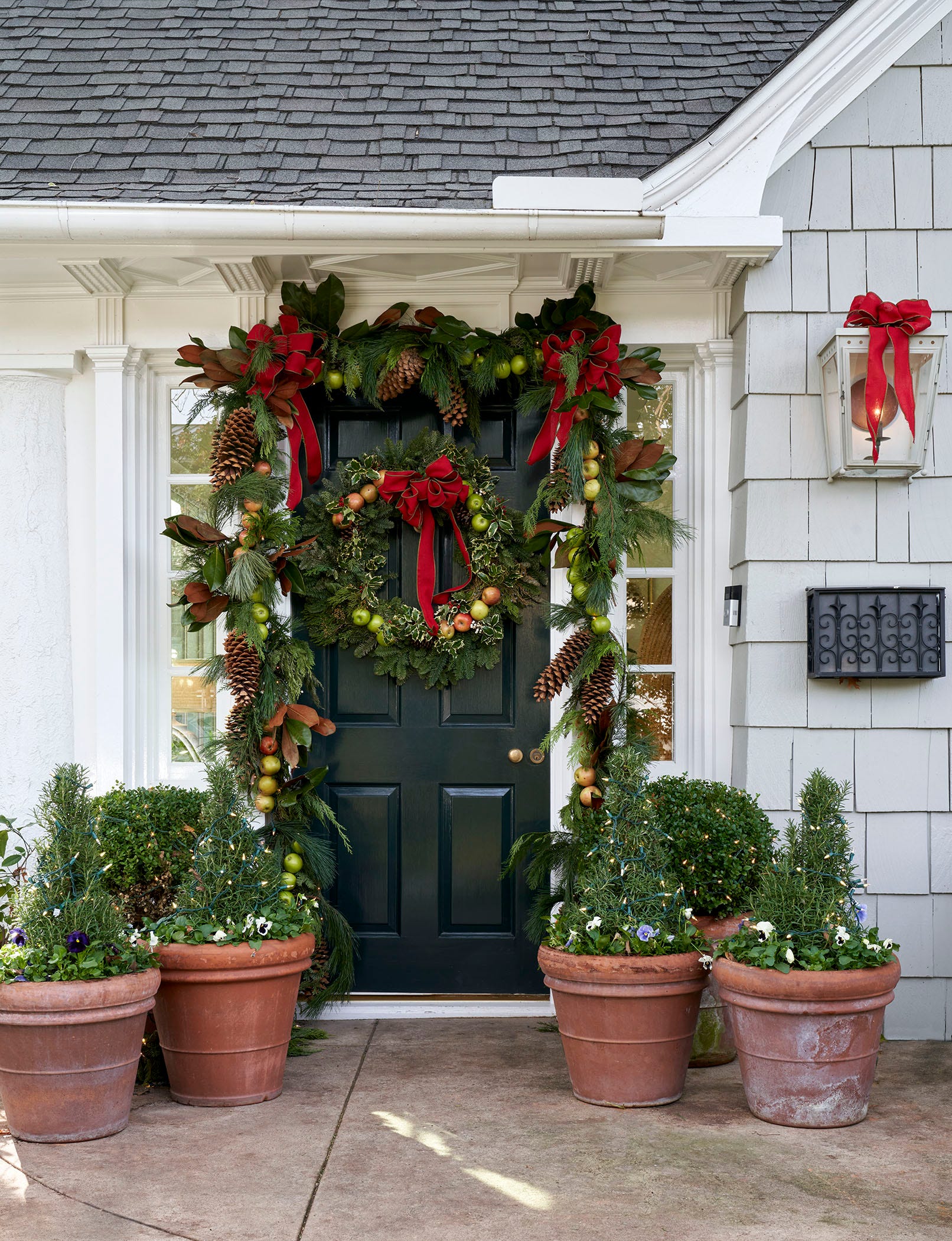 Cathy Kincaid's Dallas Home Is a Masterclass in Holiday Decorating