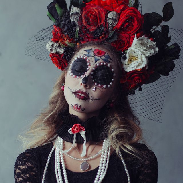 Maquillaje de Halloween para mujer: Catrina moderna