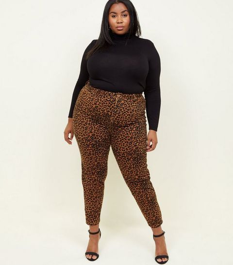 Size - "I'm size 16 and tired of settling for the plus-size