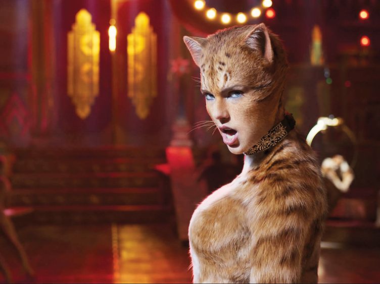My 58-Year-Old Dad Reviews 'Cats' - 'Cats' Movie Review