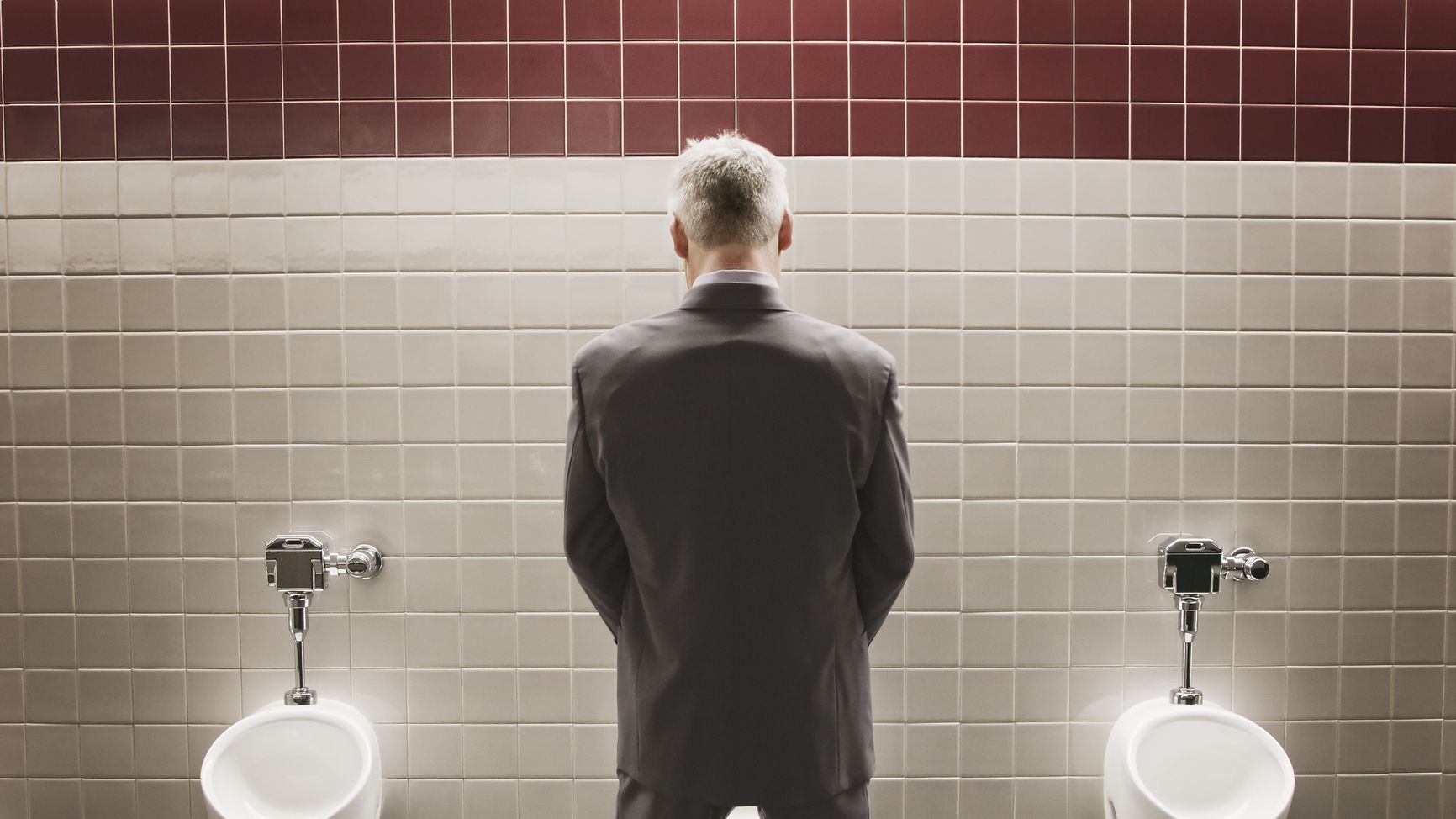 A Urologist Explains Why You Need to Pee When You're Nervous