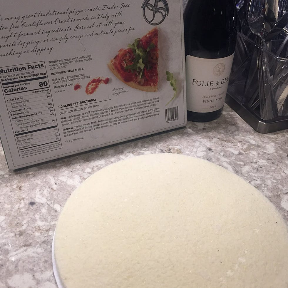 Trader Joe's Cauliflower Pizza Crust box and crust