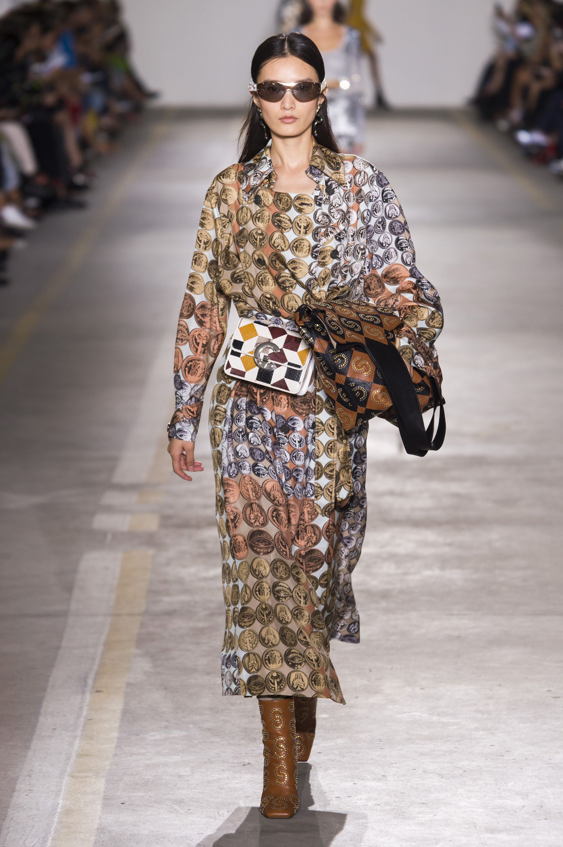 La sfilata Roberto Cavalli Primavera Estate 2019