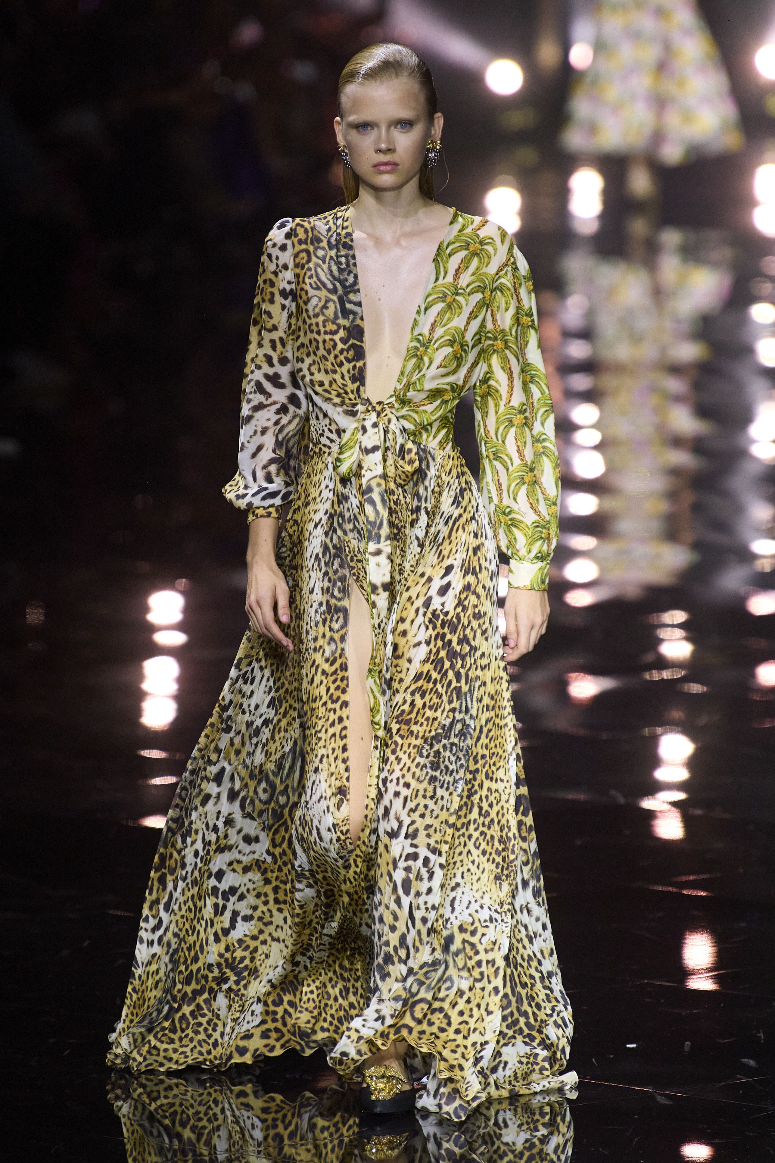 新品タグ付】roberto cavalli dress ロベルトカヴァリ
