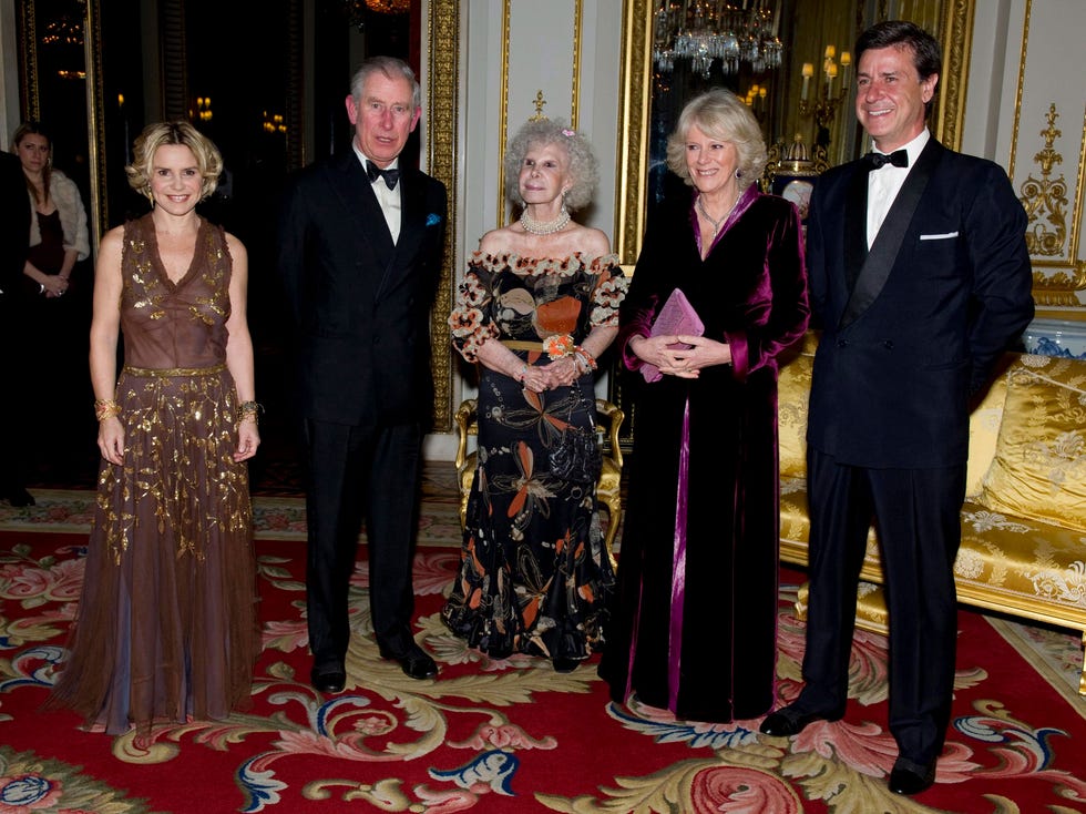 cayetana de alba con carlos de inglaterra y camila, eugenia y cayetano