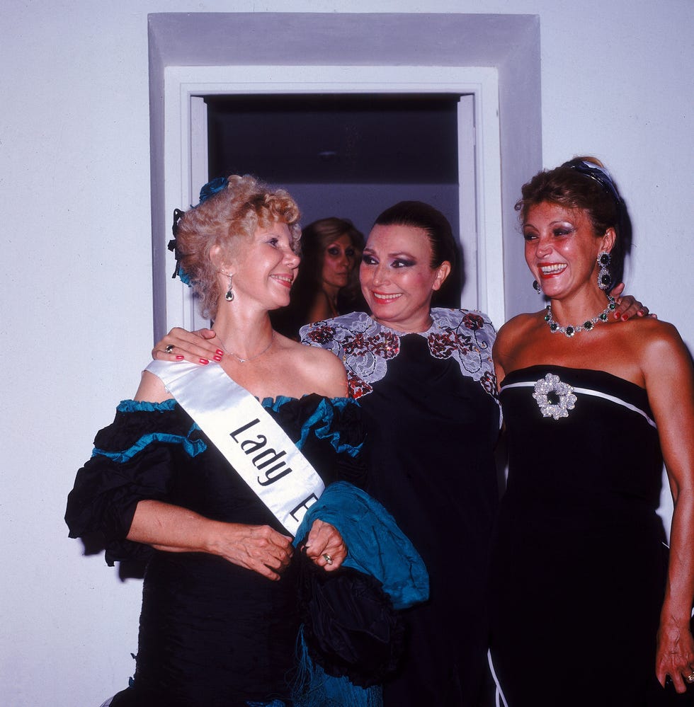 cayetana de alba con rocío jurado y tita cervera