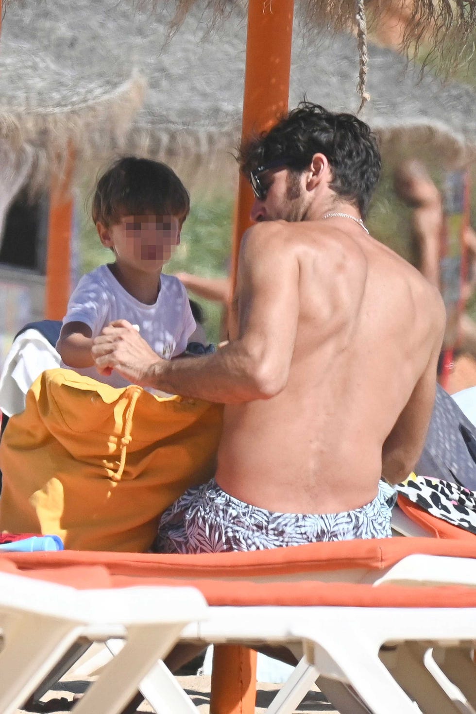 cayetano rivera y maria cerqueira vacaciones con el hijo de el