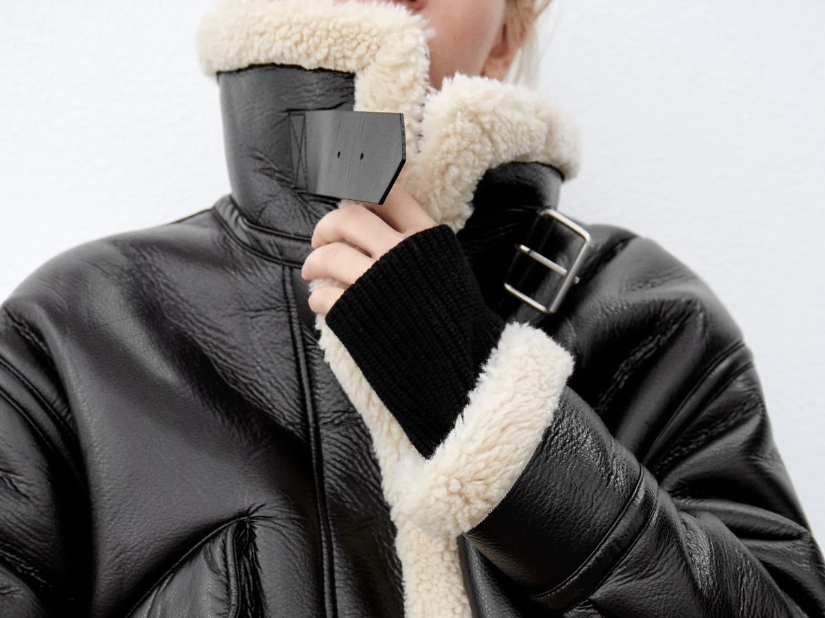 Zara reinventa su abrigo chaquetón doble faz más vendido invierno