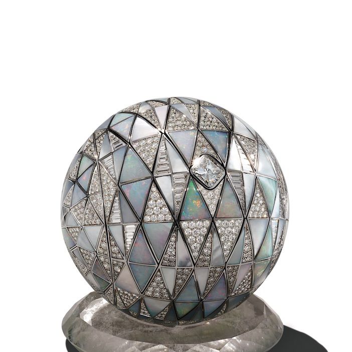 Sphere, Yard globe, Glass, Metal, Silver, Finial, Fashion accessory, Turquoise, Rock, Ball, 