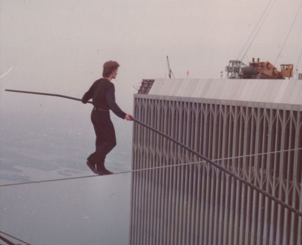 https://hips.hearstapps.com/hmg-prod/images/cb_philippe-petit-wtc-resizedjpeg.jpg