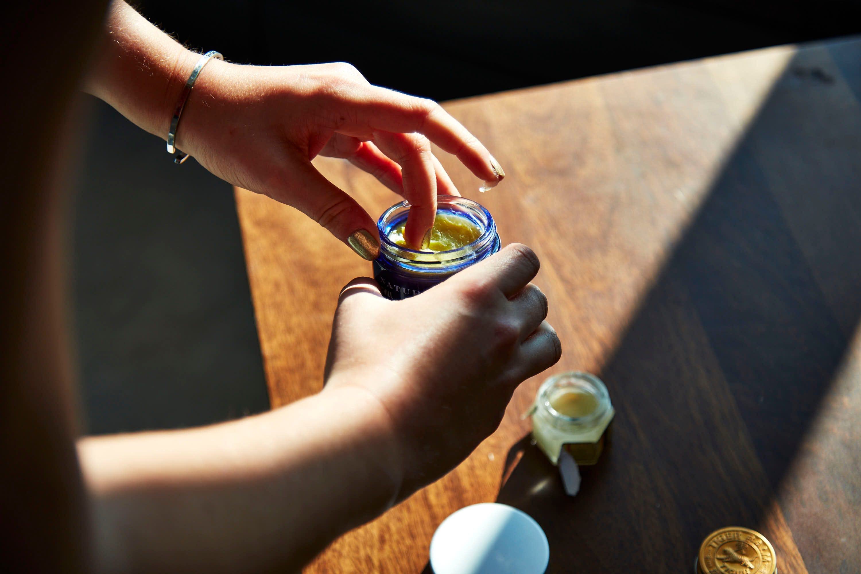 Finger, Hand, Wrist, Nail, Bracelet, Cup, 