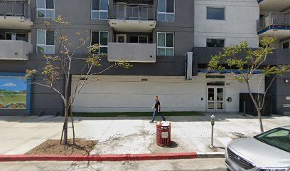 915 n labrea avenue in west hollywood, california, where hell's kitchen season 1 and 2 were filmed