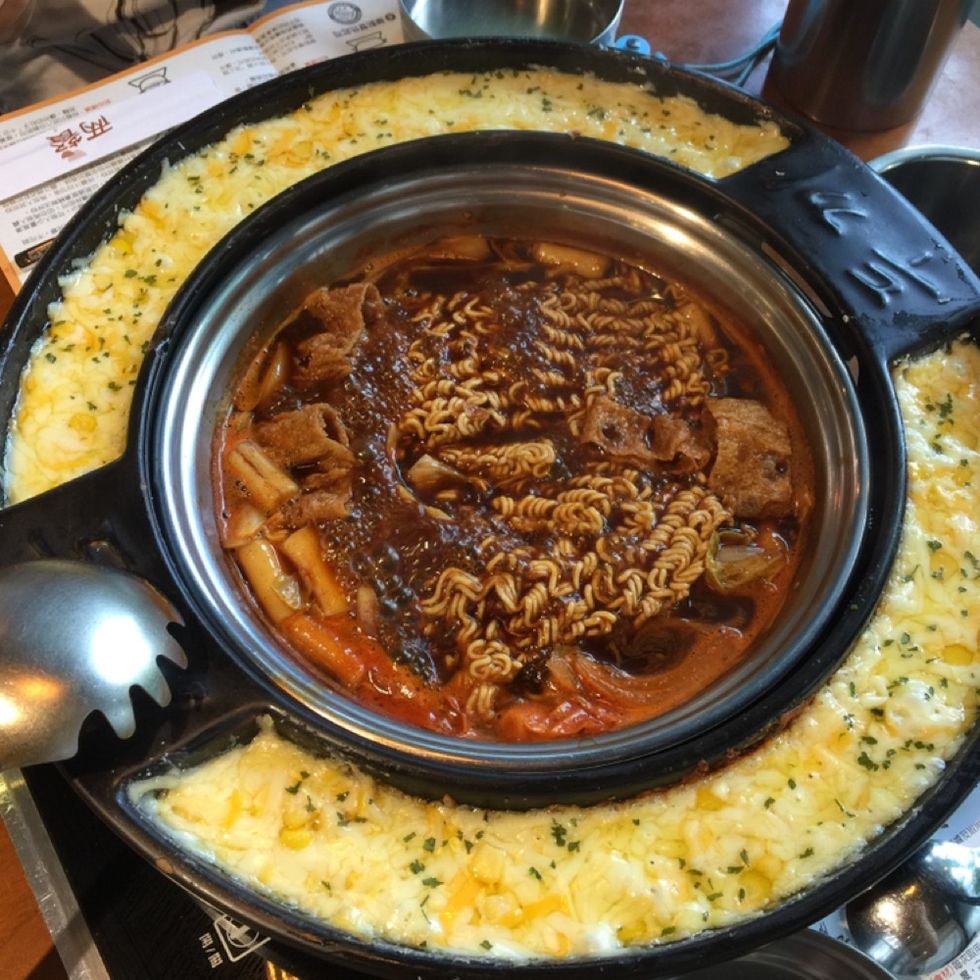『 兩餐 』 두끼 韓國年糕火鍋吃到飽