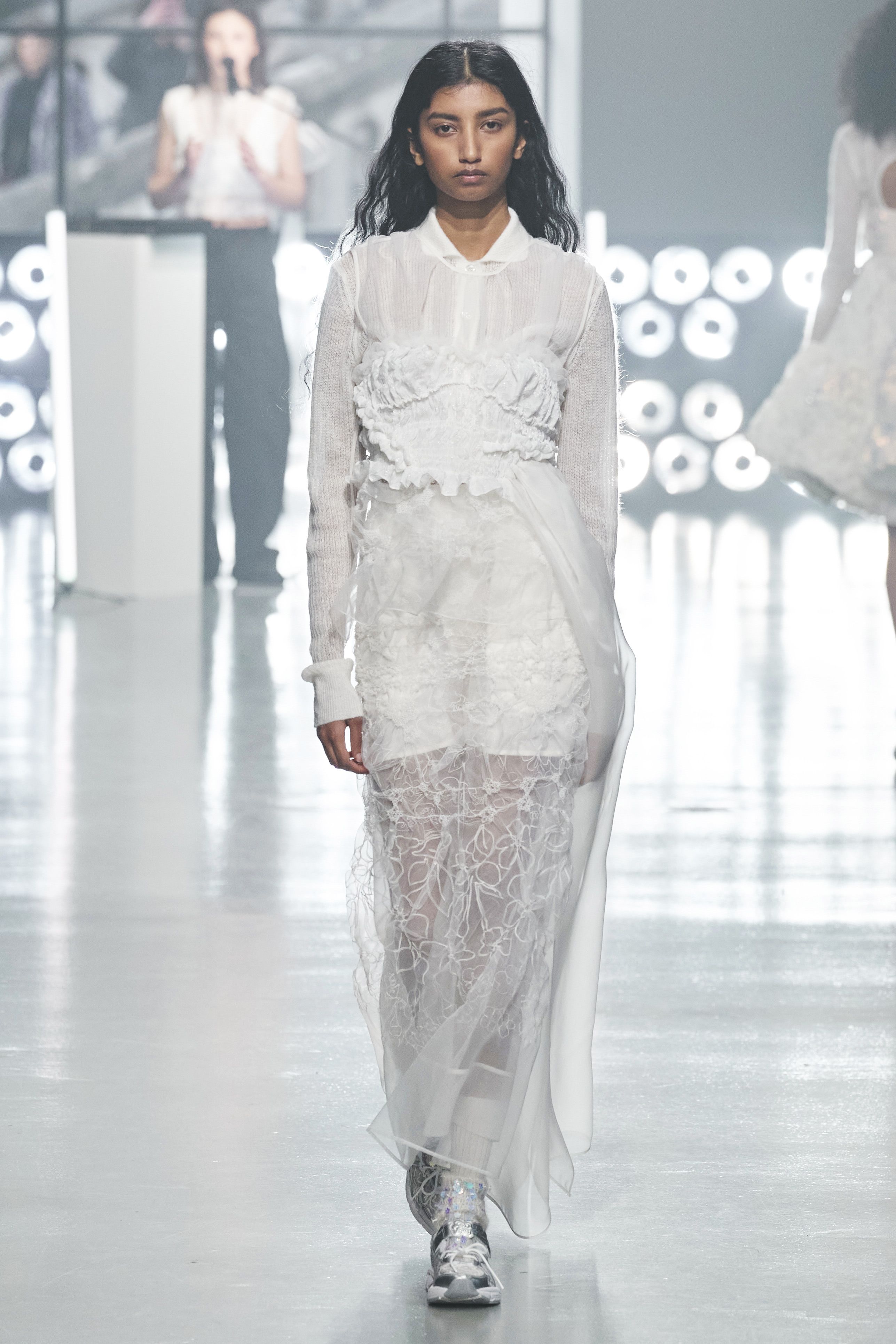 セシリーバンセン(CECILIE BAHNSEN)2023秋冬コレクション セシリーバンセン(CECILIE BAHNSEN)2023秋冬コレクション