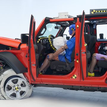 2023 jeep wrangler crash test