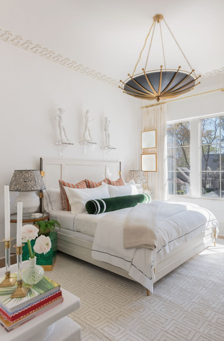 ceiling design ideas, customer border on white ceiling in white bedroom