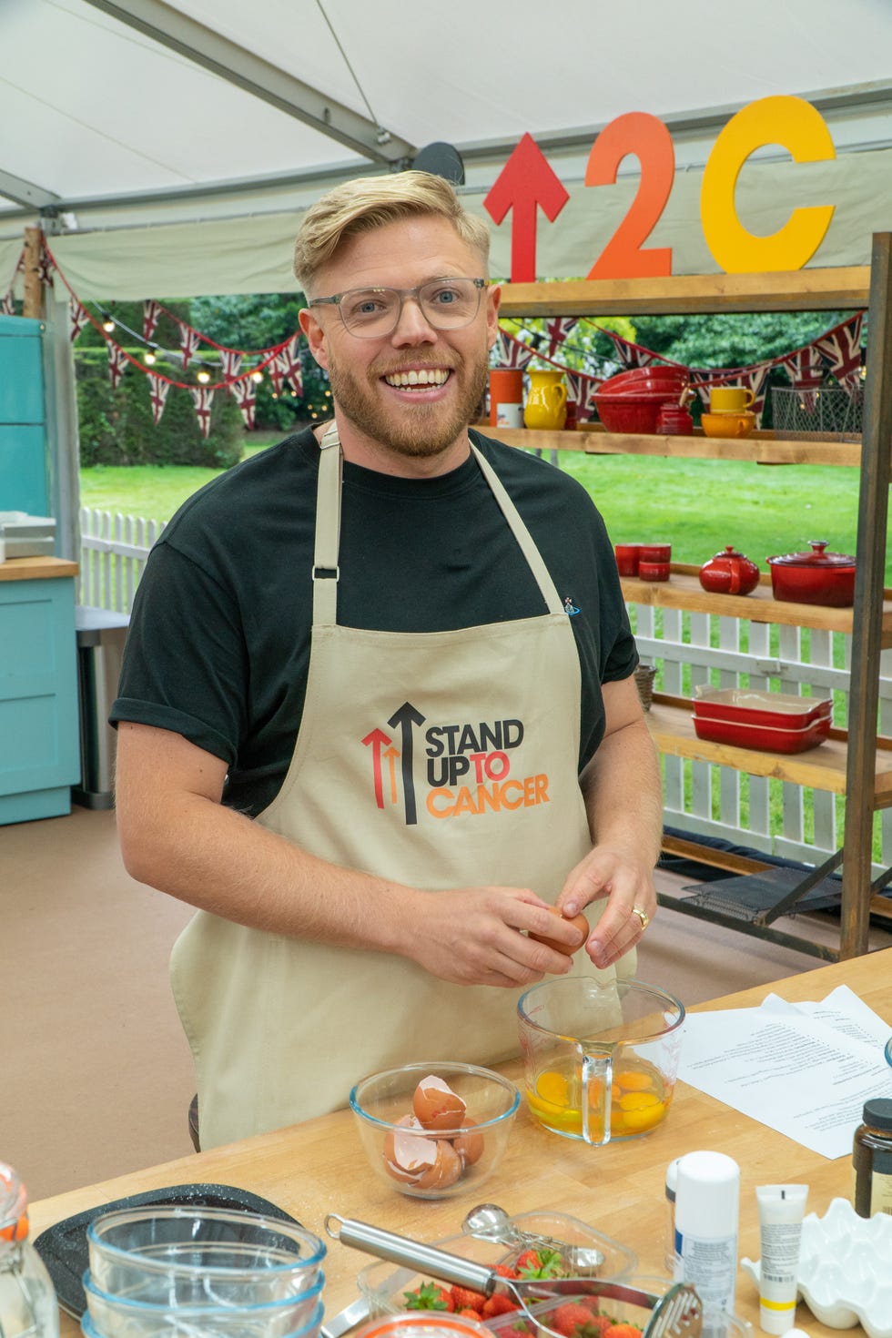 celebrity bake off