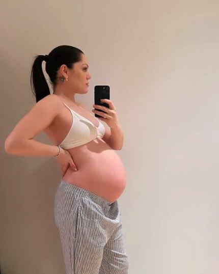 celebrity baby bumps