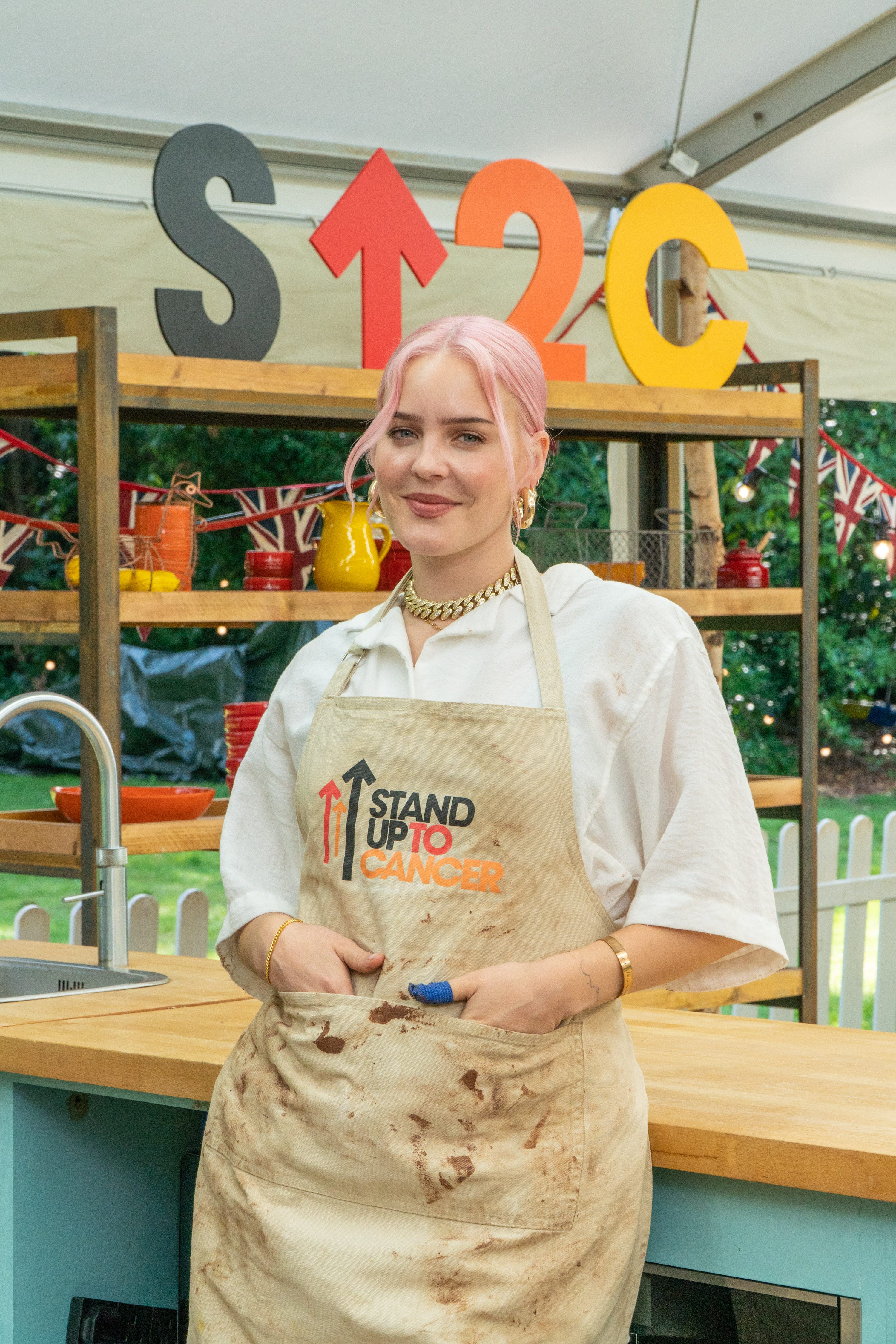 celebrity bake off