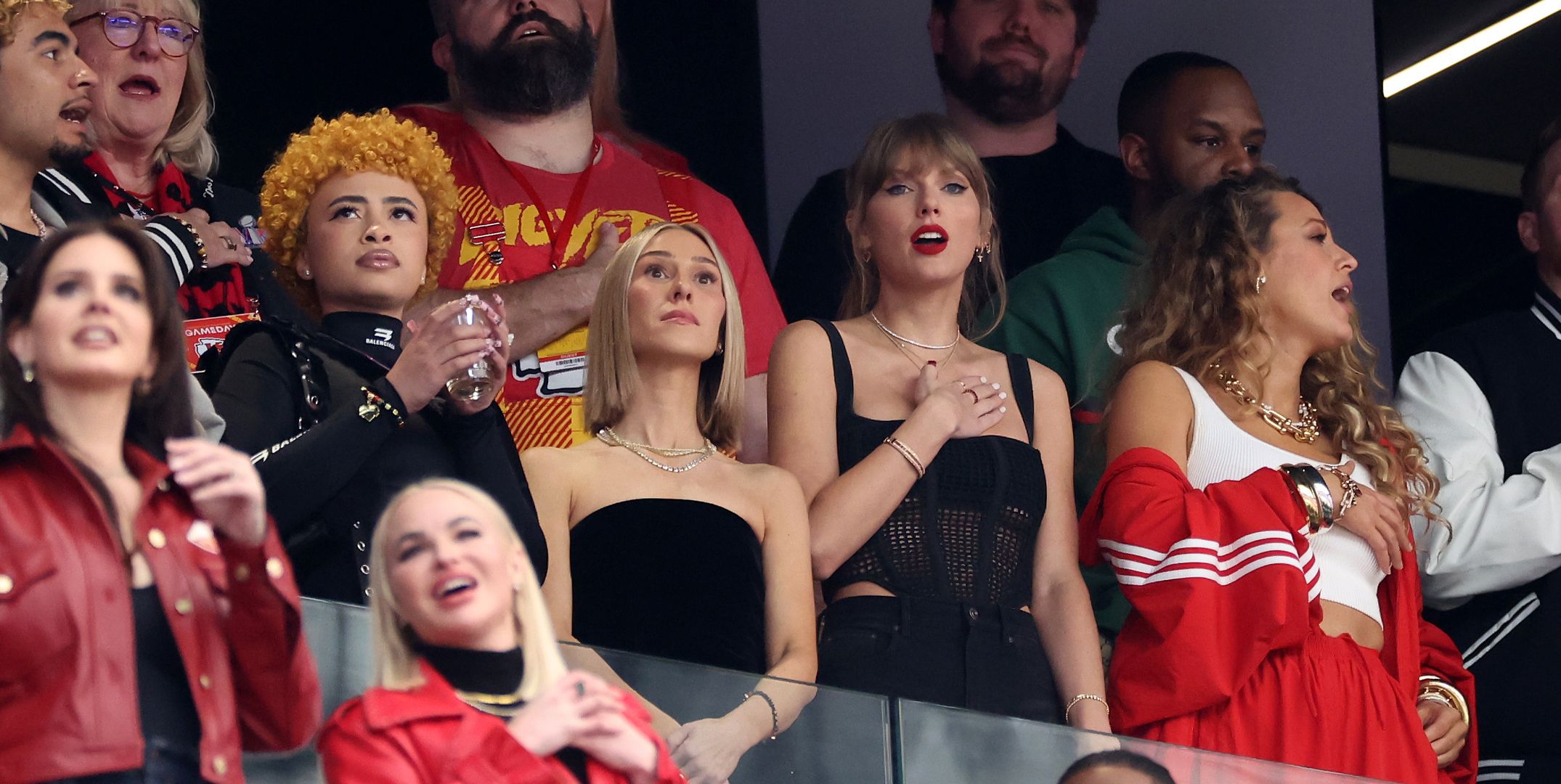 Taylor Swift Celebrates Wrapping 3 Australia Shows