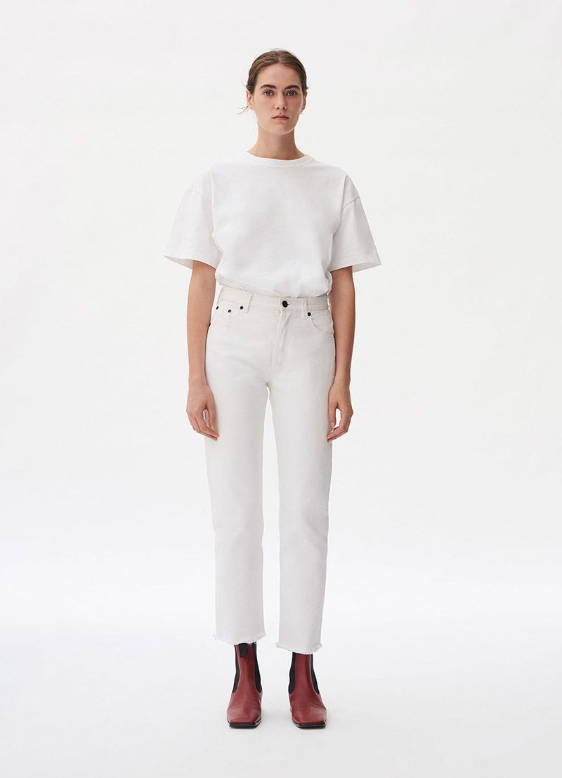 Clothing, White, Shoulder, Sleeve, Waist, Neck, Trousers, Standing, Pocket, Joint, 