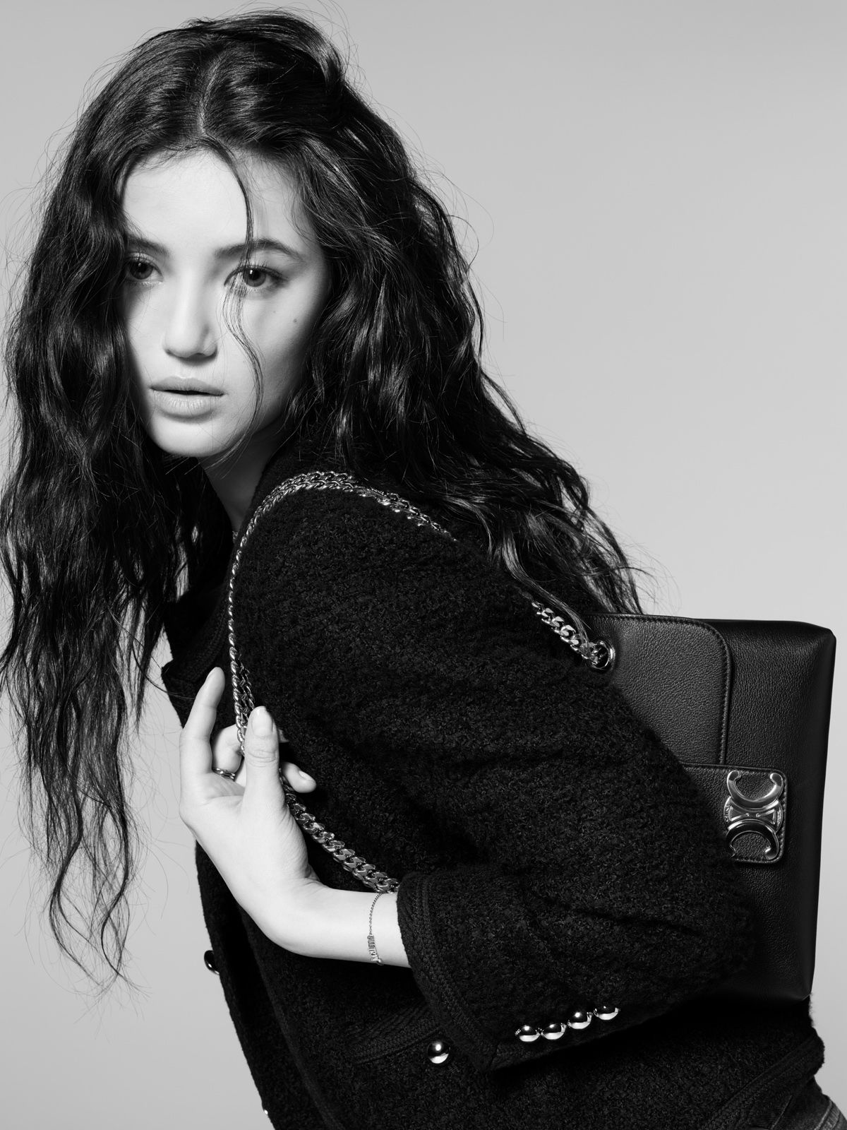 NewJeans ダニエル着用 CELINE セリーヌ パリ ボクシー Tシャツ NewJeans ダニエル着用 CELINE セリーヌ パリ ボクシー Tシャツ