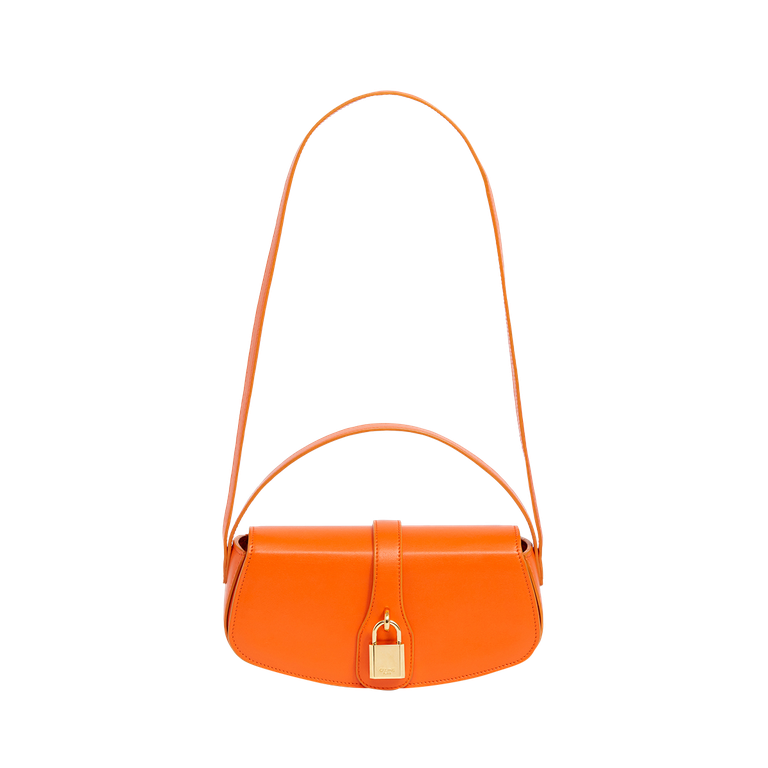 セリーヌ（CELINE）新作バッグ【2021秋冬】｜ファッション｜ELLE