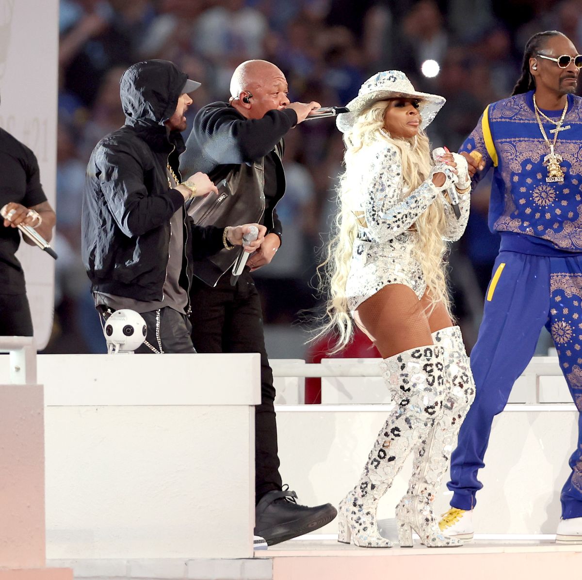 Dre, Snoop, Eminem, Blige, Lamar Bring Hip-Hop Royalty To Super Bowl