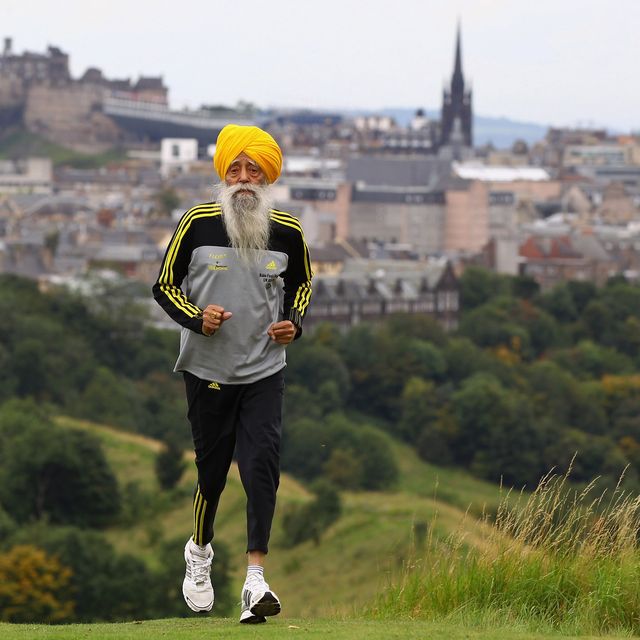 the world's oldest marathon runner fauja singh prepares ahead of the edinburgh marathon