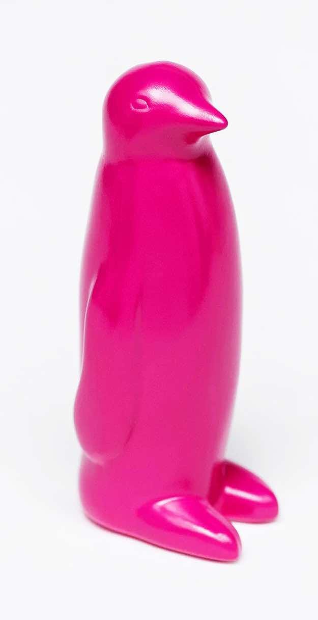 ‘ceramic penguin’, by 21c