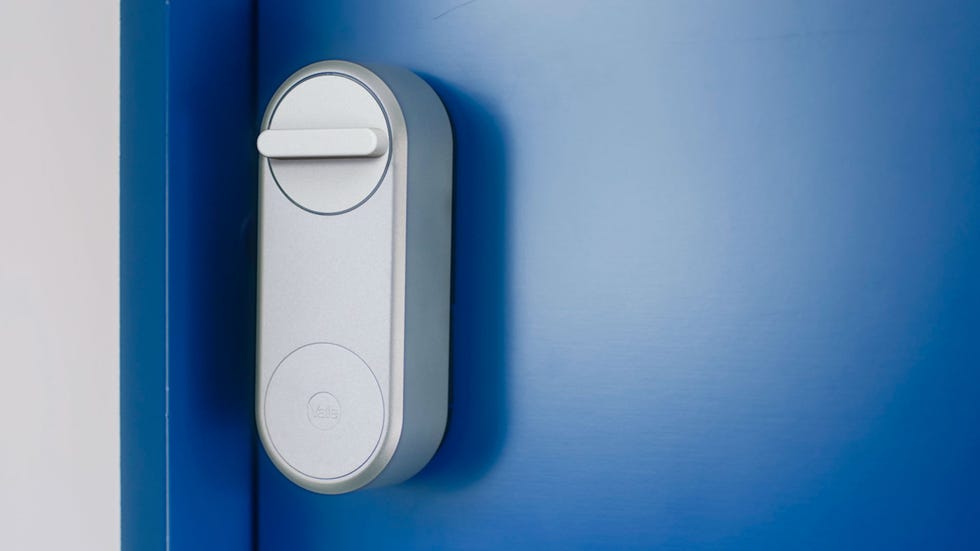 cerradura linus smart lock, compatible con asistentes de voz