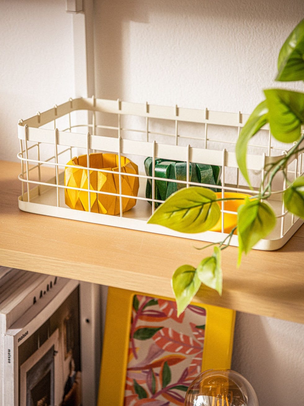 cesta de almacenamiento color blanco