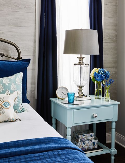 Blue, Bedroom, Furniture, Room, Nightstand, Aqua, Cobalt blue, Interior design, Turquoise, Curtain, 