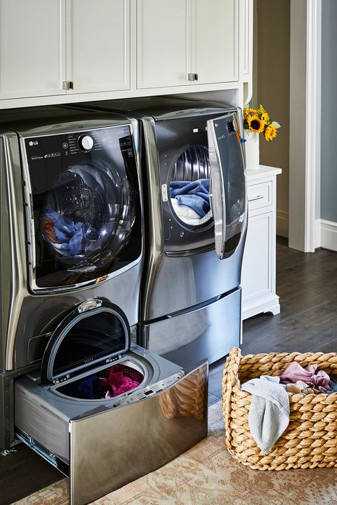 major appliance, home appliance, room, washing machine, laundry room, small appliance, furniture, kitchen appliance, machine, clothes dryer,