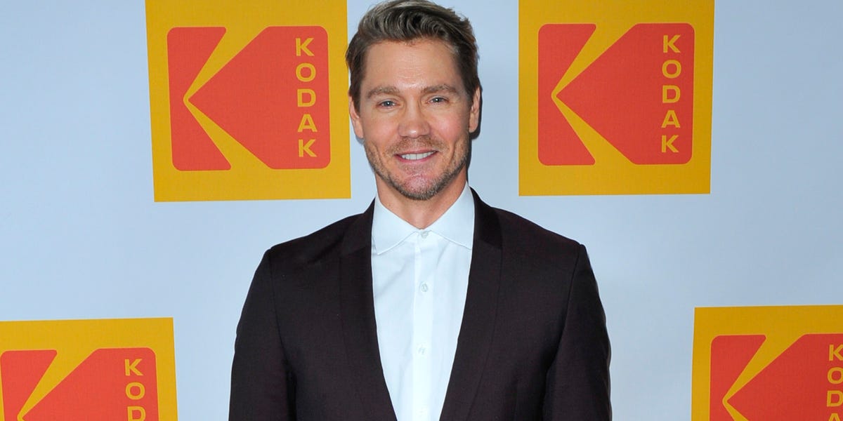 preview for Lifetime’s Newest Christmas Movie Is A “One Tree Hill” Reunion