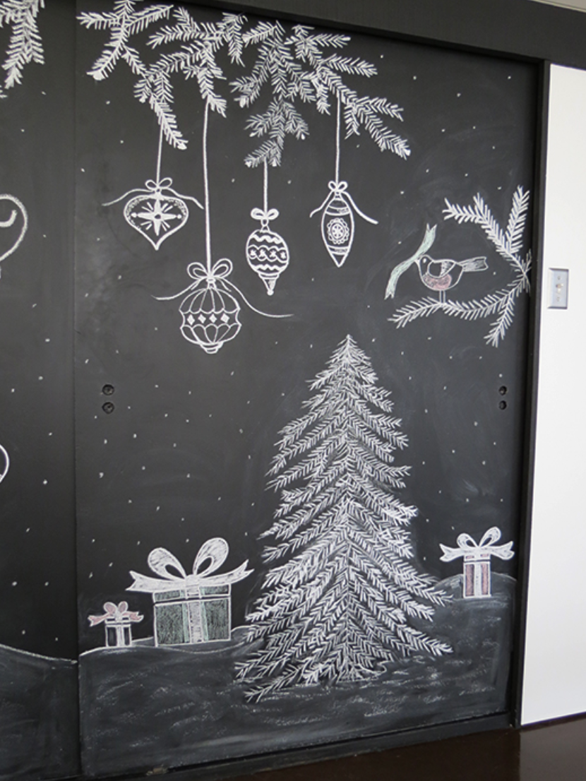 christmas tree on blackboard