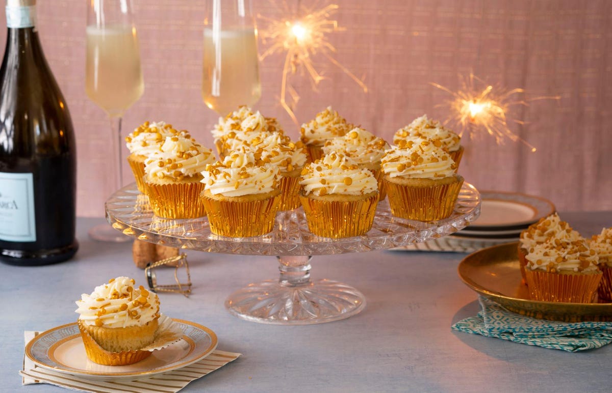 Sparkling Champagne Cupcakes