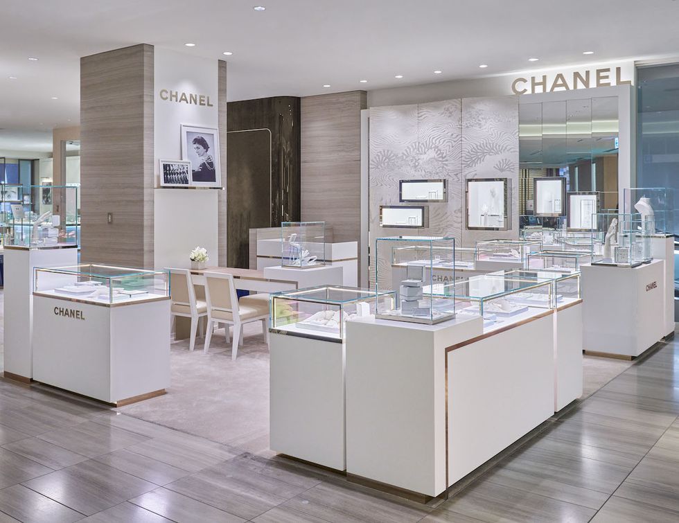 CHANEL サングラス　銀座三越