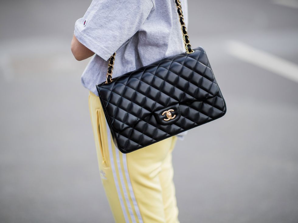 white Chanel Bags for Women - Vestiaire Collective