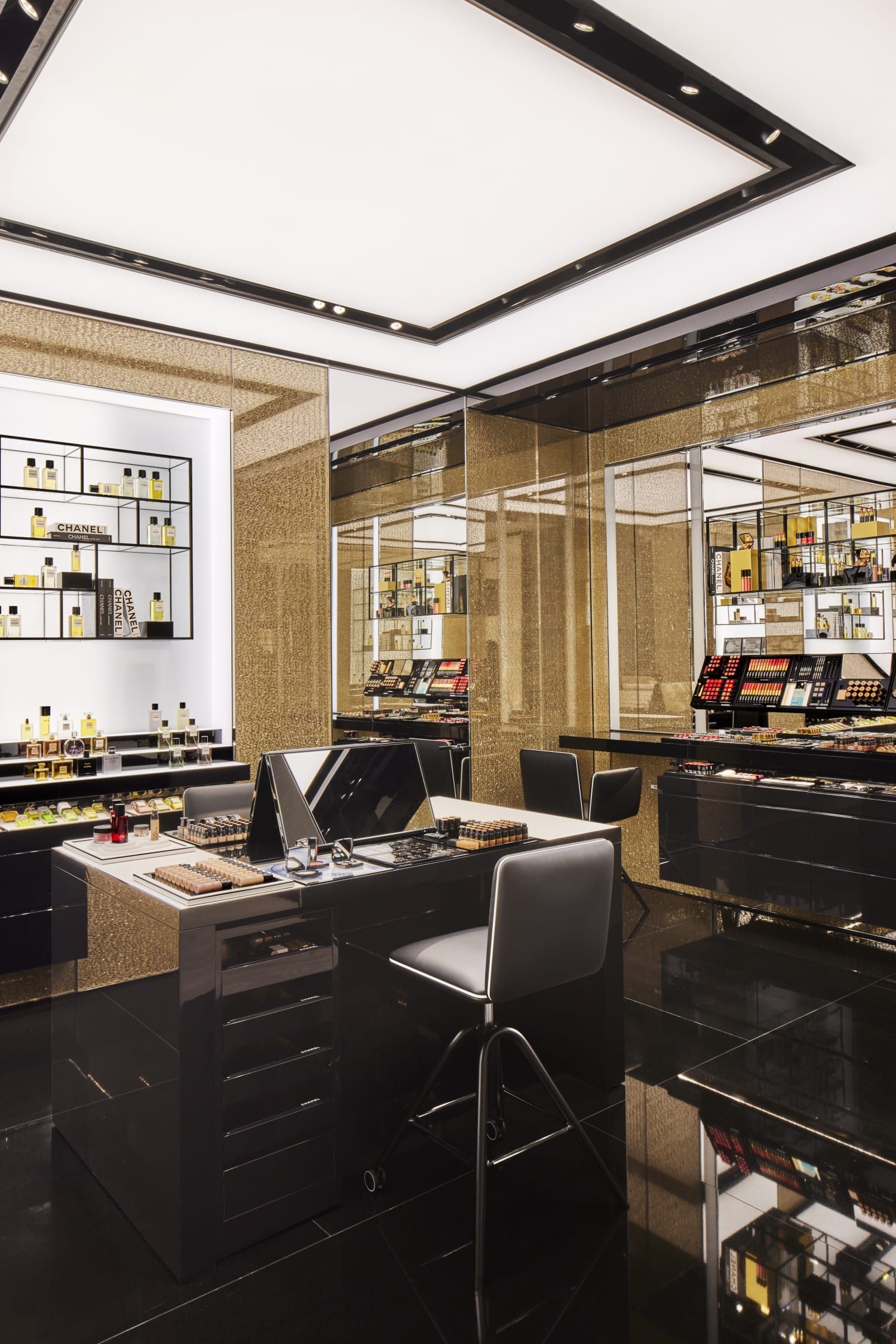 Chanel s Renovated Dallas Boutique Re Opens