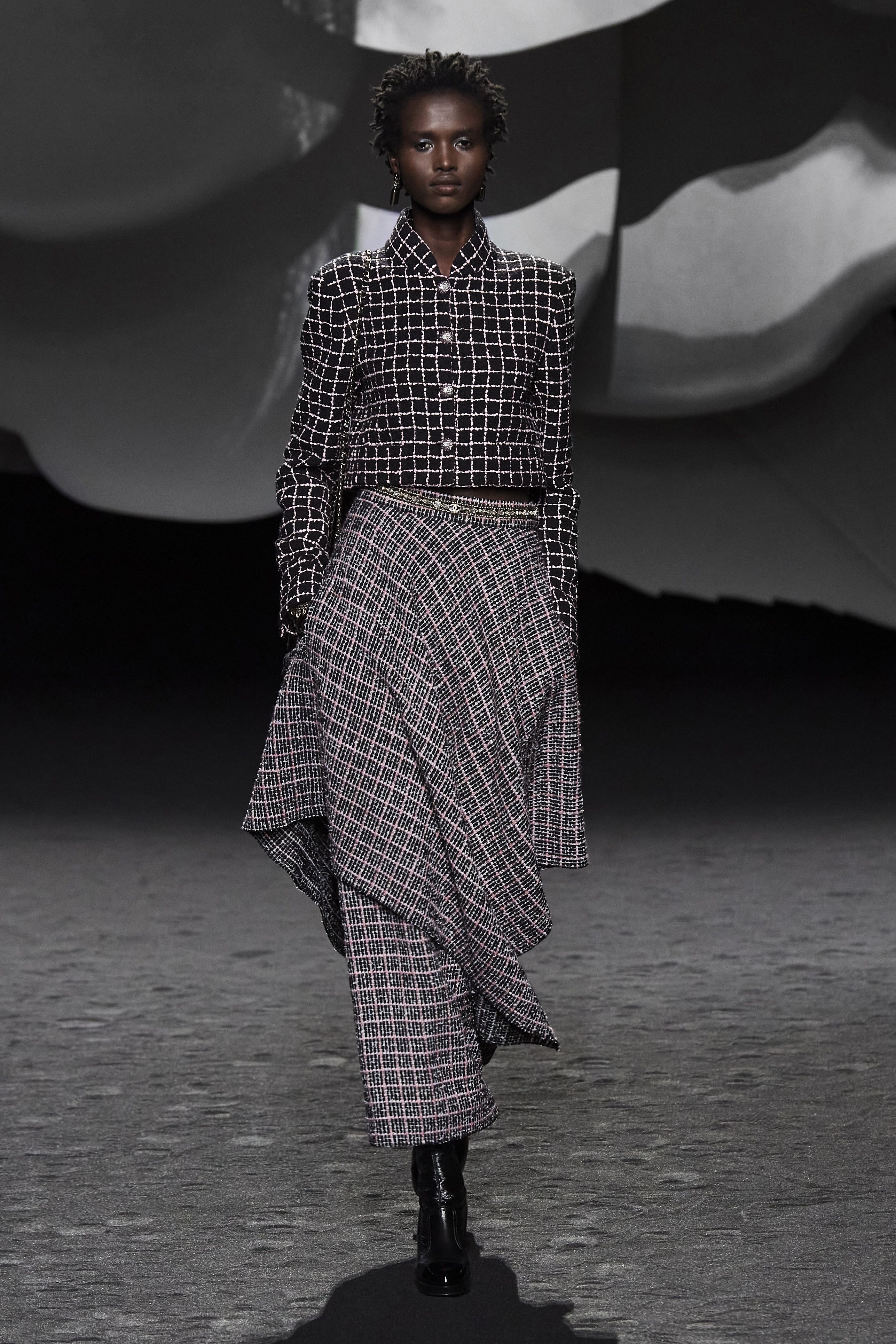 シャネル（CHANEL）2023秋冬コレクション | ファッション | ELLE