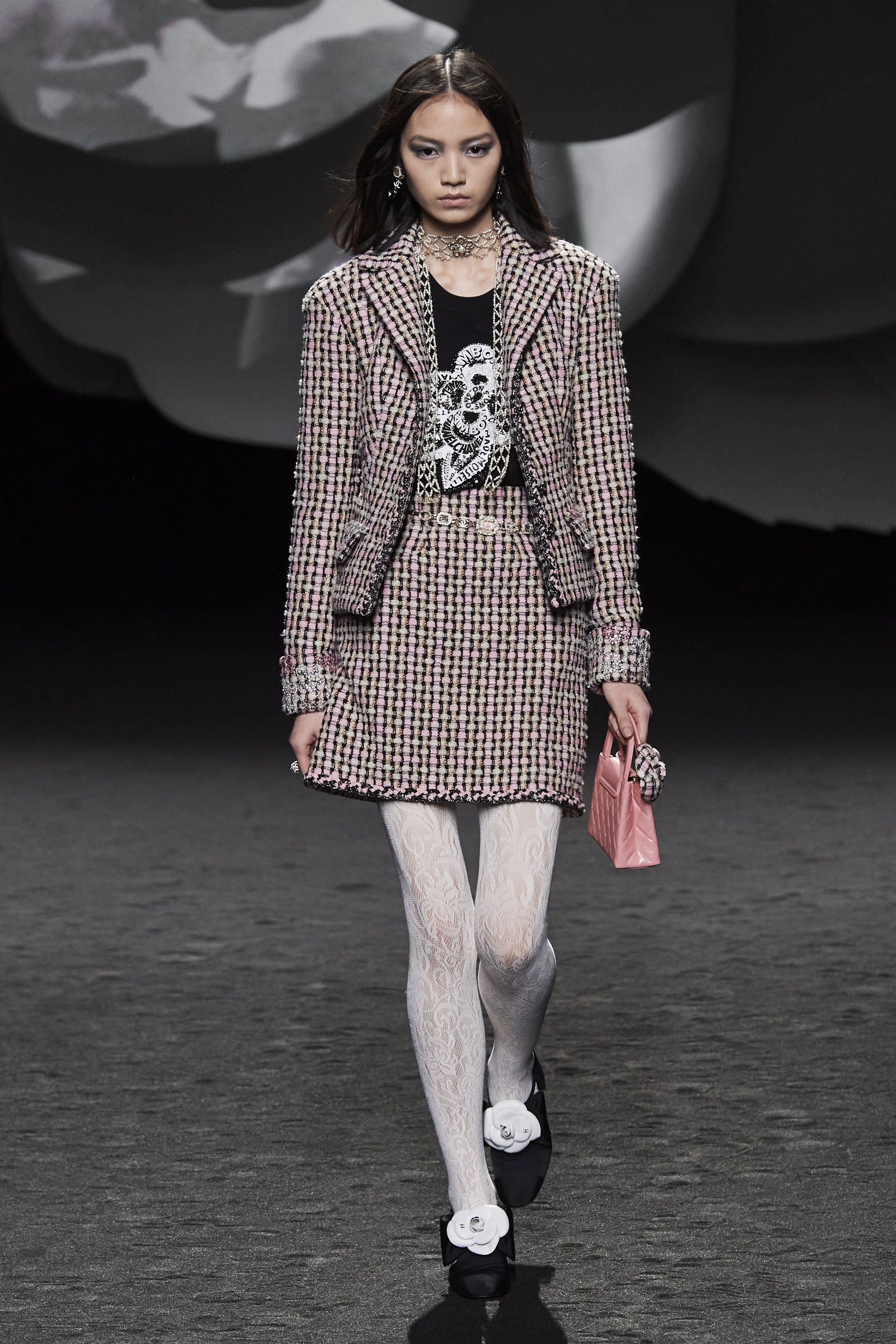 シャネル（CHANEL）2023秋冬コレクション | ファッション | ELLE