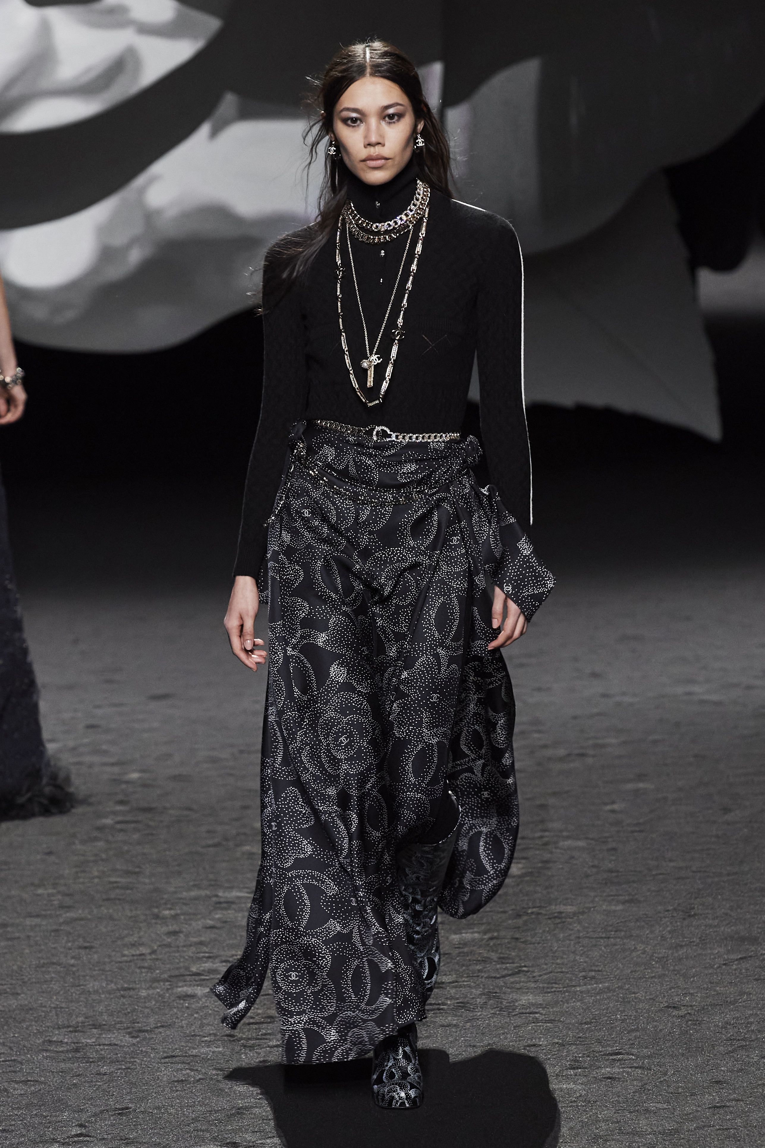 シャネル(CHANEL)2023秋冬コレクション | ファッション | ELLE シャネル(CHANEL)2023秋冬コレクション | ファッション | ELLE