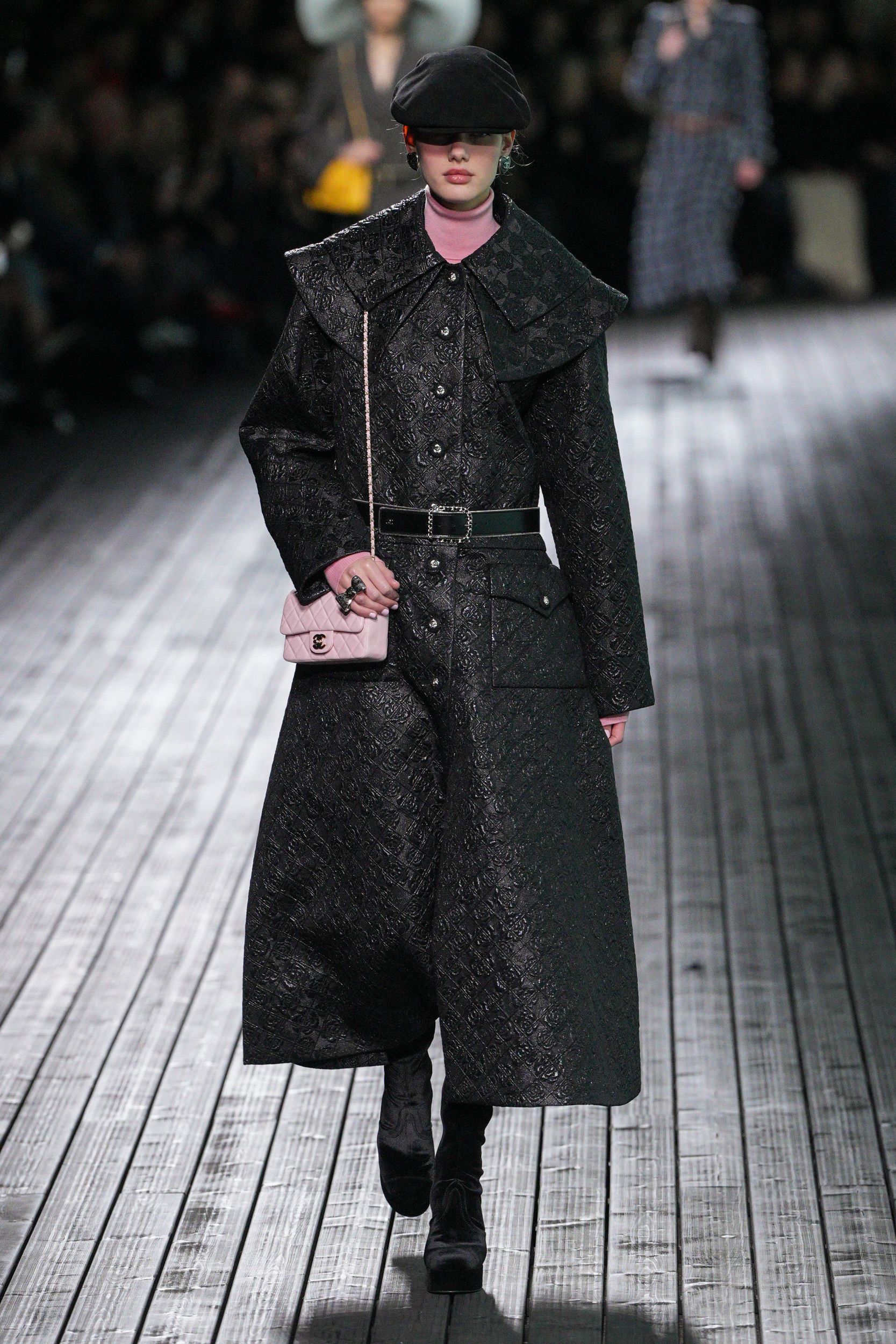 シャネル(CHANEL)2024-25秋冬コレクション | ファッション シャネル(CHANEL)2024-25秋冬コレクション | ファッション