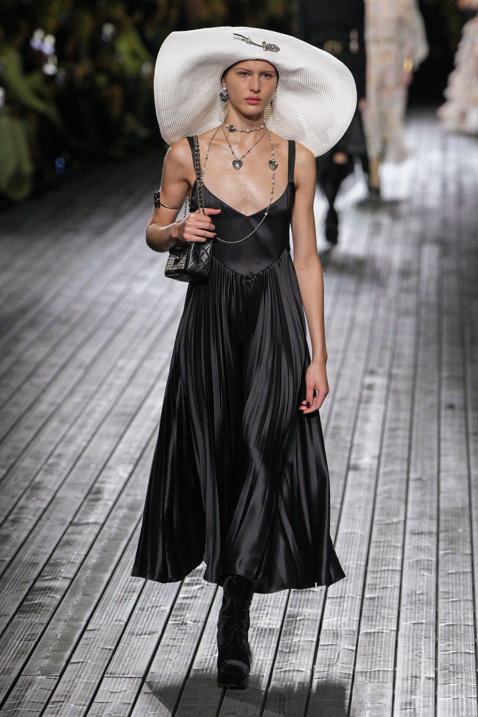 シャネル（CHANEL）2024-25秋冬コレクション | ファッション
